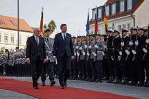 13. 10. 2022, Neusterlitz – Predsednik Republike Slovenije Borut Pahor se mudi na uradnem obisku v Zvezni republiki Nemiji. (Neboja Teji/STA)